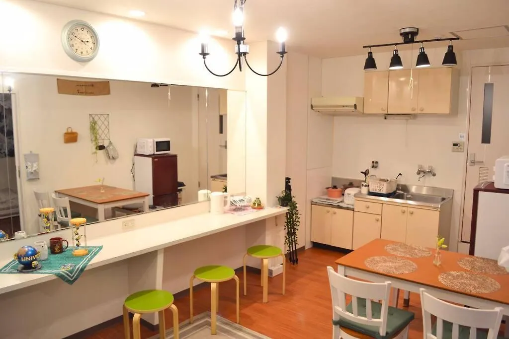212Gblhouse,大阪中心部,道頓堀,難波,心斎橋,黒門市場エリア!Usjもすぐ!駅から徒歩1分の広いおしゃれな部屋! شقة